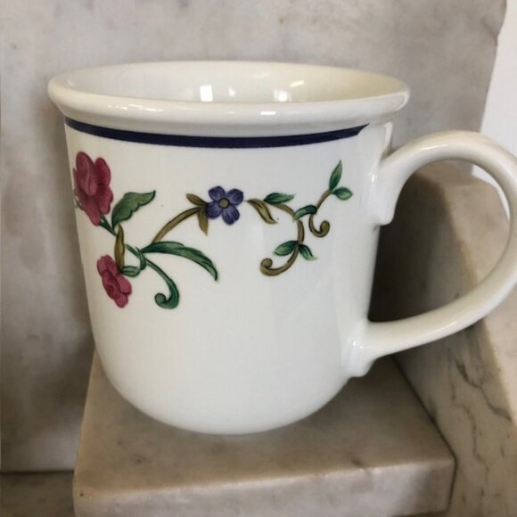 LENOX Rose Garden Mugs Casual Images (6) - Picture 15 of 16